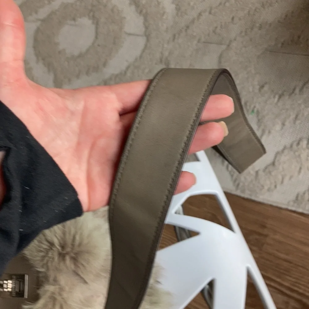 🎁 ⭐️ 💼 Rare Michael Kors collection fox fur Miranda bag⭐️ - Picture 15 of 17